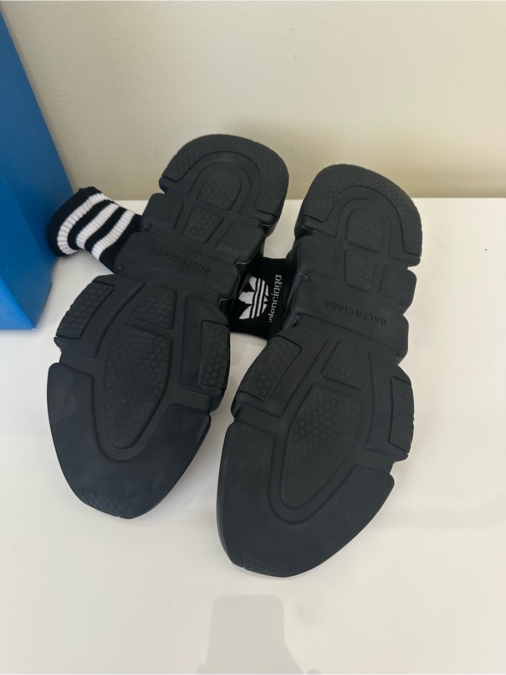 Balenciaga
Balenciaga X Adidas Speed Trainers - Picture 8 of 9